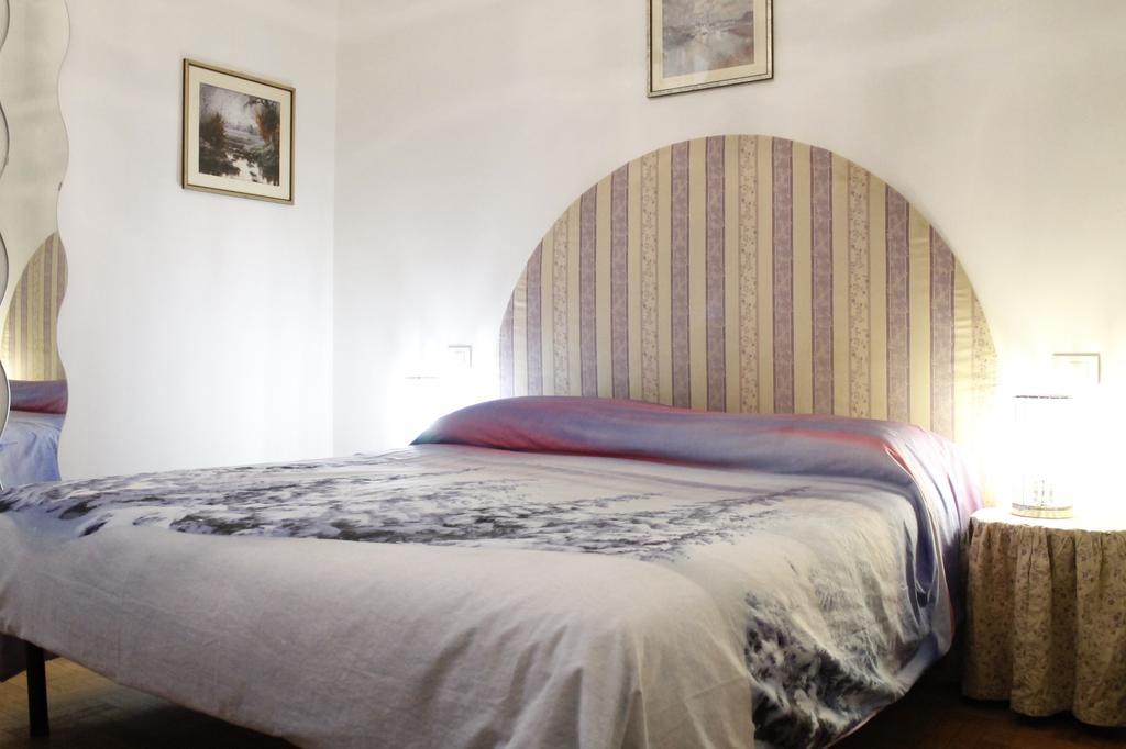 River House Верона Екстериор снимка