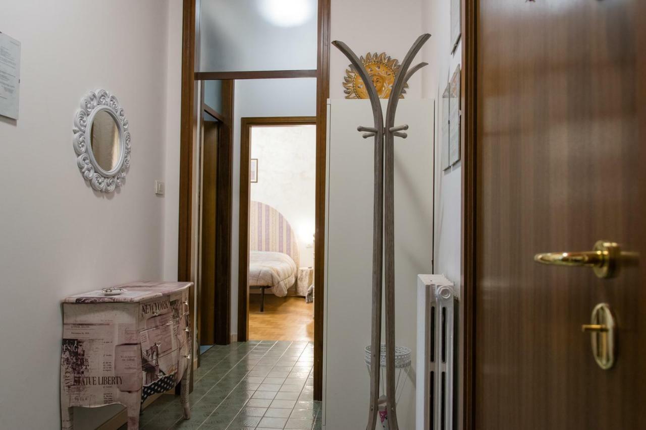River House Верона Екстериор снимка